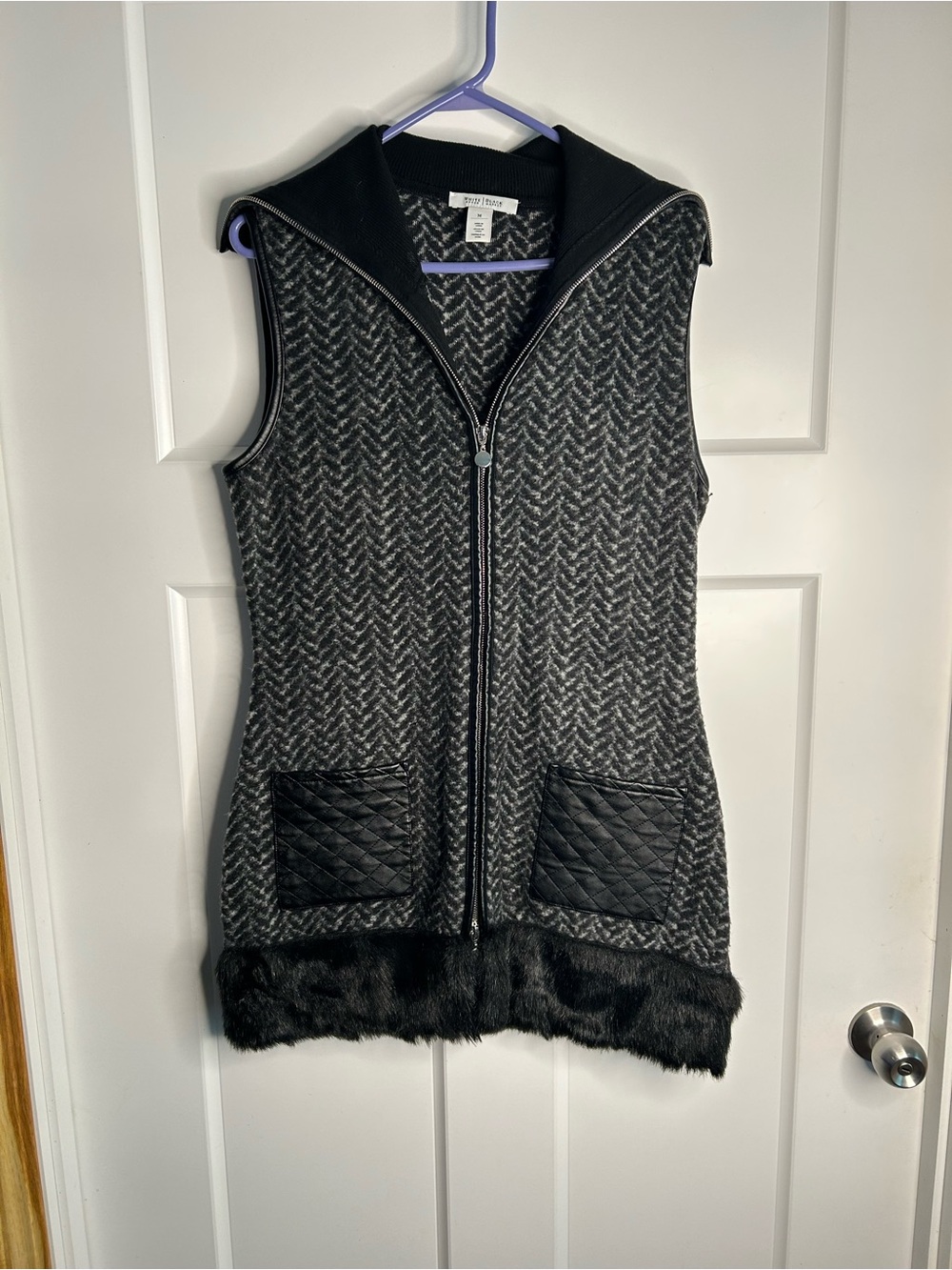 White House Black Market Size Medium Tunic Length Vest Wool Blend 5928